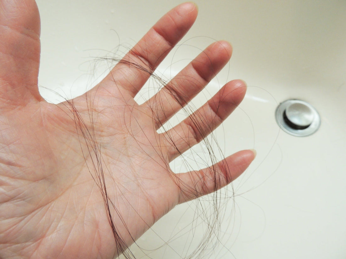 男性の薄毛は再生できる？抜け毛の原因別分類と発毛を促す10の方法